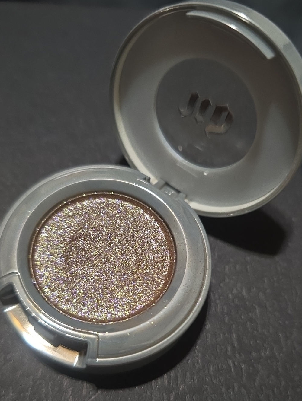 🧚‍♀️DARK FORCE Urban Decay Swatched Moondust Eyeshadow Single